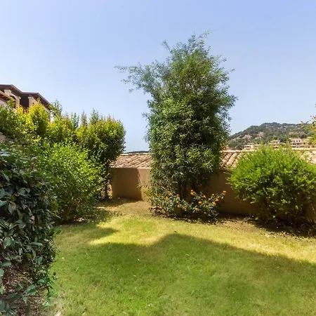 Apartment Pavoncelle - A Con Giardino Privato A Pochi Passi Dal Mare Villasimius